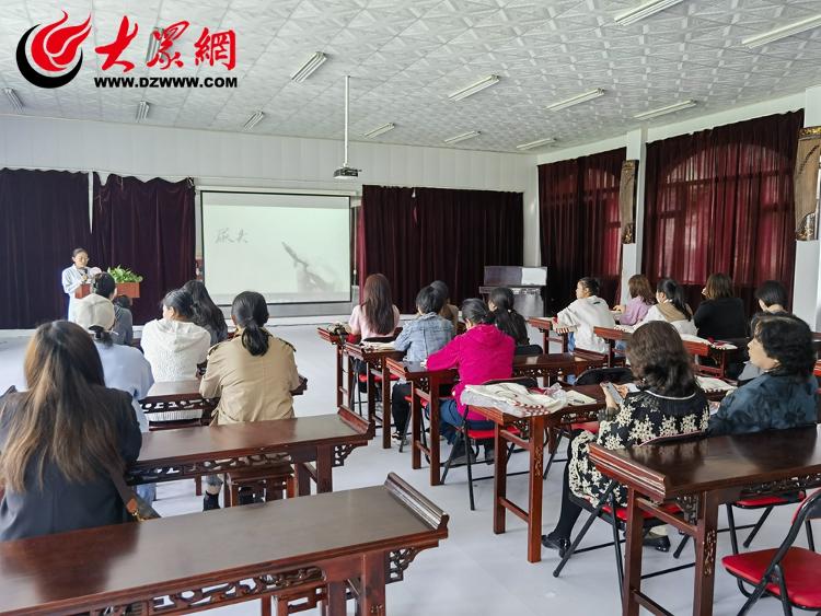 澳门新葡青岛市市北妇幼进学校开展“关爱母亲守护女性盆底健康”公益科普讲座(图2)