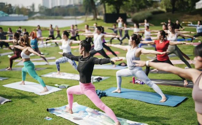 平替环伺lululemon“瑜伽界爱马仕”没有秘密(图3)