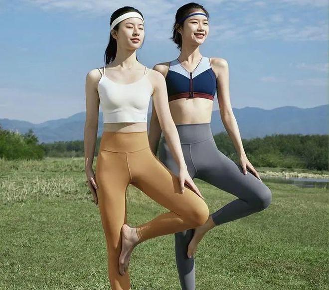 平替环伺lululemon“瑜伽界爱马仕”没有秘密(图1)